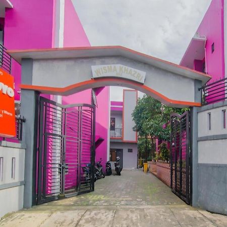 Oyo 2770 Zleepy Wisma Khazri Bogor Buitenkant foto